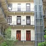 B&L Apartment